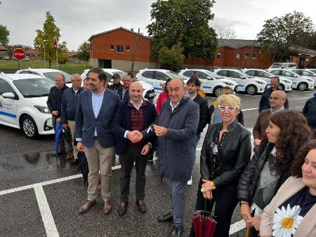 Imagen La Diputación renueva la flota de 30 vehículos de varios servicios para desarrollar su labor por la provincia