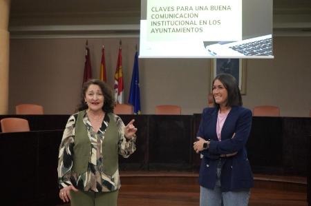 Imagen La Escuela de Gestión y Buen Gobierno, con la directora de Comunicación de la Diputación, pone el foco en la forma de comunicar de los...